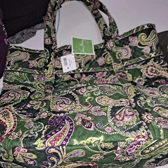 Vera Bradley large bag, new with tags - Picture 1 of 5